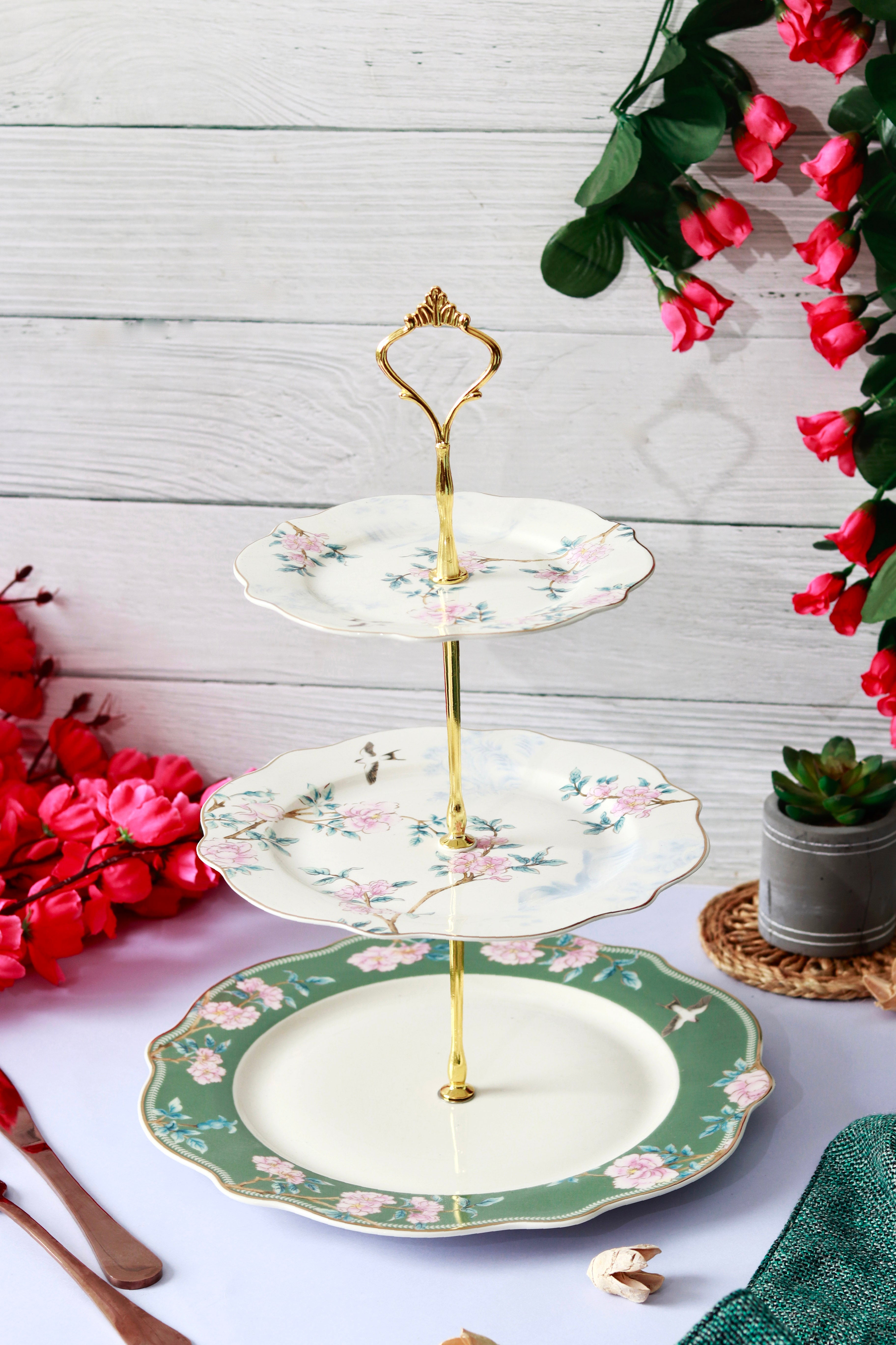 Victorian Green Three Tier Dessert Stand